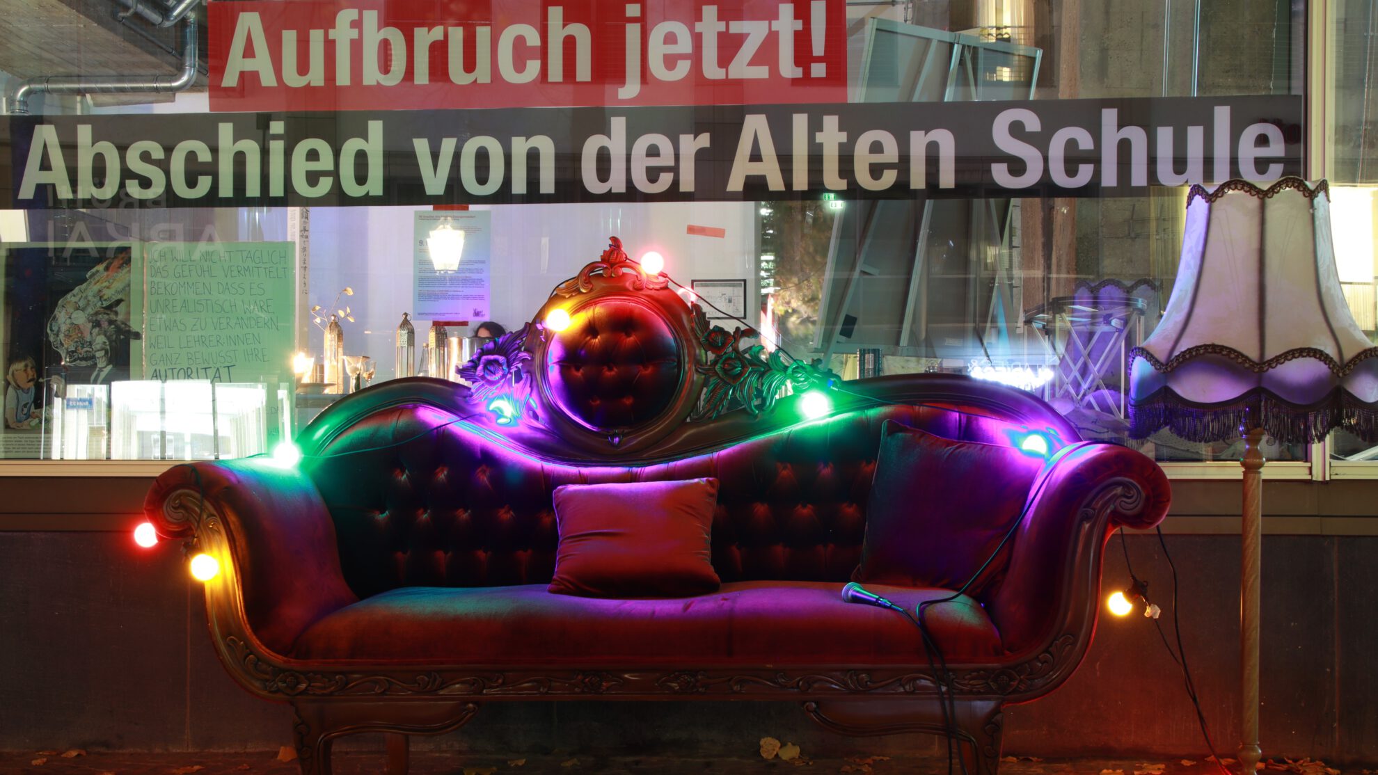 Photo:  [RealLabor Friedliche Bildungsrevolution](https://reallabor-leipzig.de/2025/10/10/reallabore-im-aufbruch/).