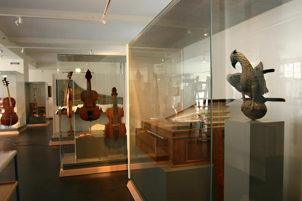 image from Musikinstrumentenmuseum der Universität Leipzig im Grassi